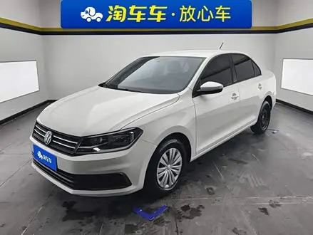 VOLKSWAGEN SANTANA 2019
