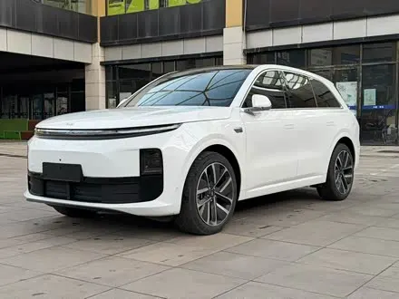 LI AUTO L6 2024