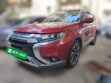 MITSUBISHI OUTLANDER — из Китая под ключ