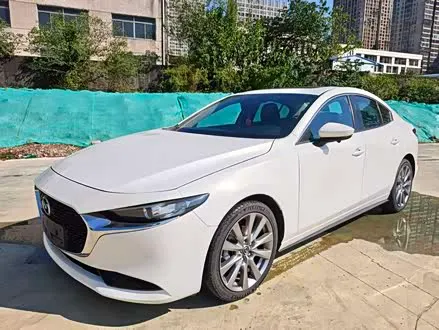 MAZDA 3 AXELA 2021