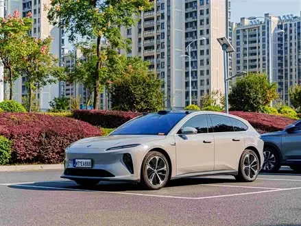 NIO ET5T 2024