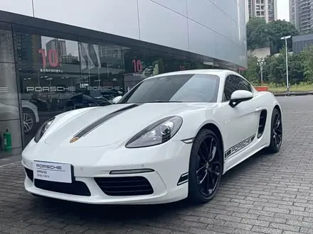 PORSCHE 718 2023