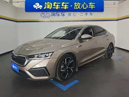 SKODA OCTAVIA 2021