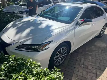 LEXUS ES — из Китая под ключ