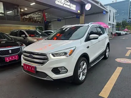 FORD KUGA 2017
