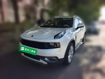 LYNK & CO 01 2019