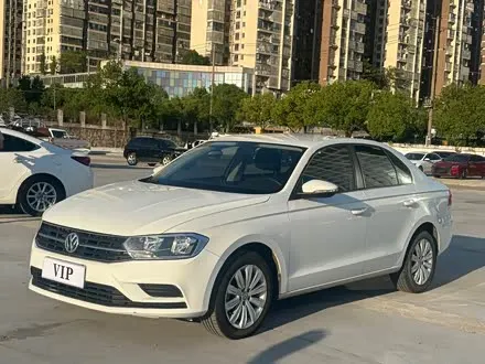 VOLKSWAGEN BORA 2019
