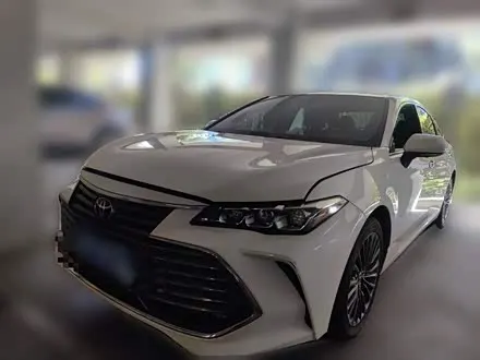 TOYOTA AVALON 2019
