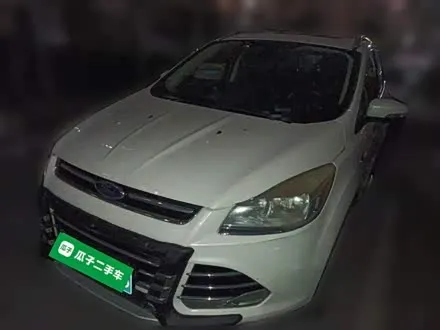 FORD KUGA 2015