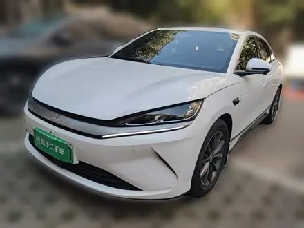 BYD QIN L 2025