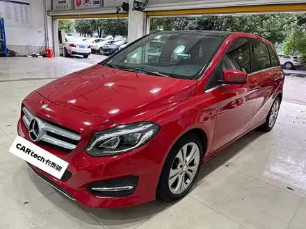 MERCEDES-BENZ B-CLASS 2016