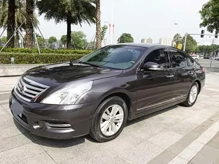 NISSAN TEANA 2011