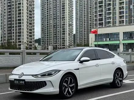 VOLKSWAGEN LAMANDO 2023