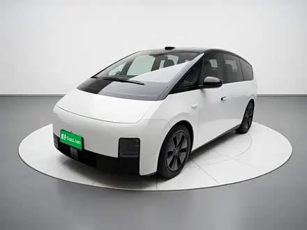 LI AUTO MEGA 2025