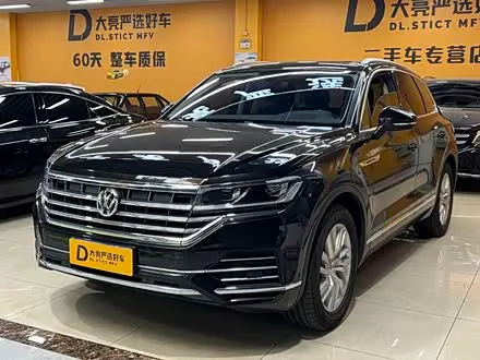 VOLKSWAGEN TOUAREG 2019