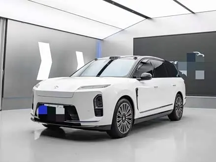 NIO ES8 — из Китая под ключ