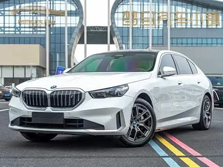BMW I5 — из Китая под ключ