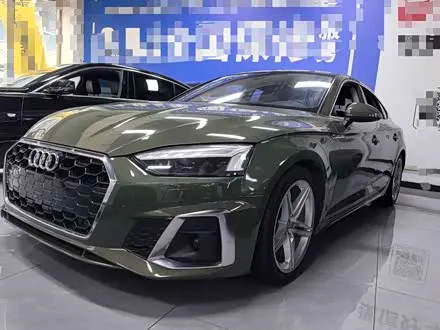 AUDI A5 2021