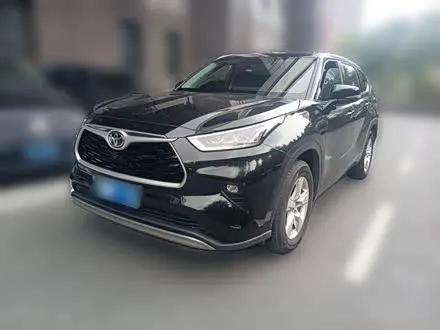 TOYOTA HIGHLANDER 2026
