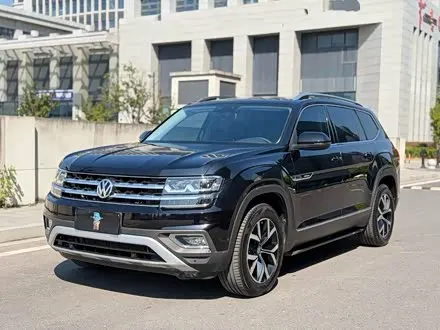 VOLKSWAGEN TERAMONT 2020