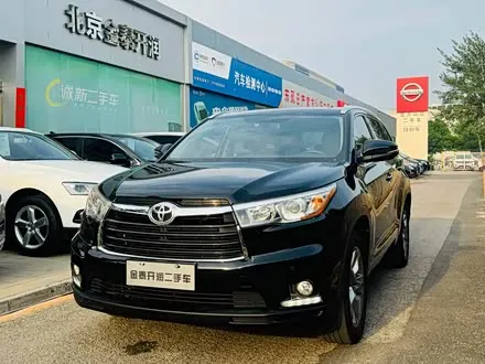 TOYOTA HIGHLANDER — из Китая под ключ