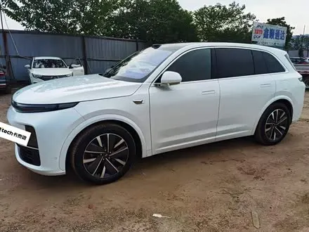 LI AUTO L7 — из Китая под ключ