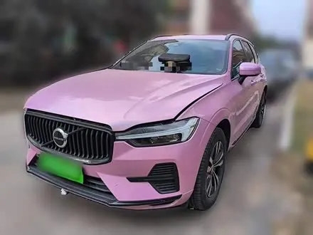 VOLVO XC60 2022