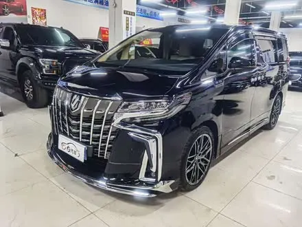 TOYOTA ALPHARD 2015