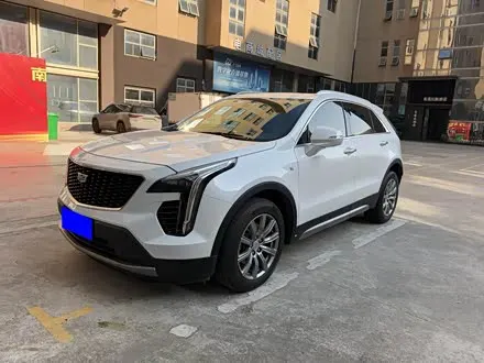 CADILLAC XT4 2021