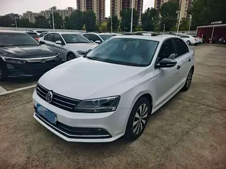 VOLKSWAGEN SAGITAR 2018