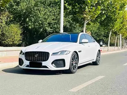 JAGUAR XFL 2021