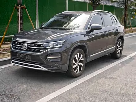 VOLKSWAGEN TAYRON 2020
