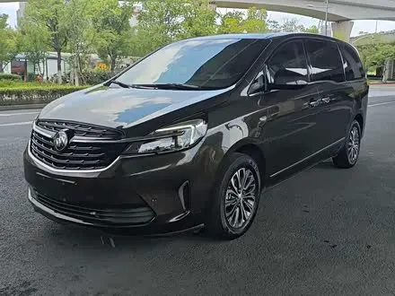 BUICK GL8 — из Китая под ключ