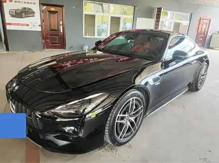 MERCEDES-AMG GT 2026