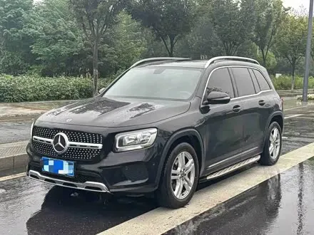 MERCEDES-BENZ GLB 2020