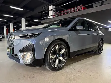 BMW IX — из Китая под ключ