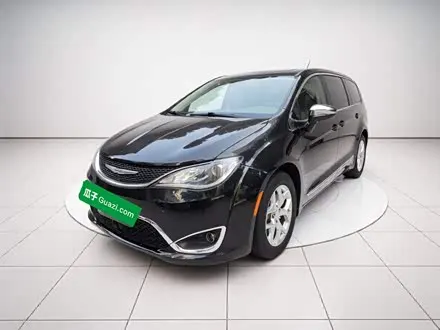 CHRYSLER GRAND VOYAGER 2017