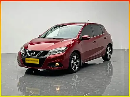 NISSAN TIIDA 2016