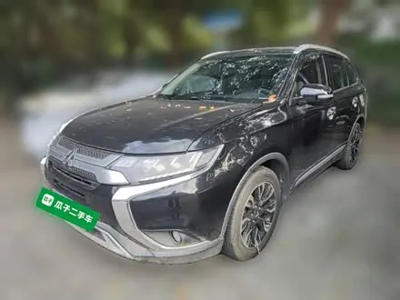 MITSUBISHI OUTLANDER — из Китая под ключ