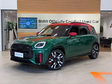 MINI JCW COUNTRYMAN 2024