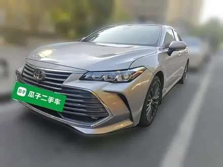 TOYOTA AVALON 2019