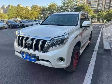 TOYOTA PRADO 2017
