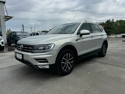 VOLKSWAGEN TIGUAN L 2019