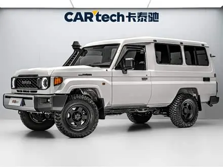 TOYOTA LAND CRUISER LC78 2024