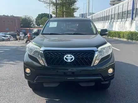 TOYOTA PRADO 2016