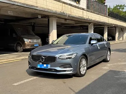 VOLVO S90 2018