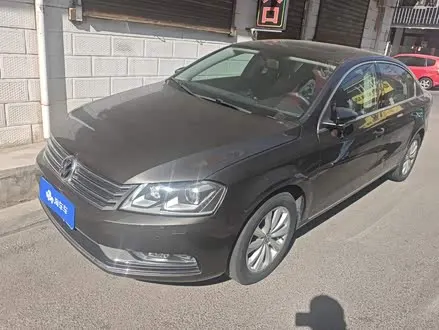 VOLKSWAGEN MAGOTAN 2015