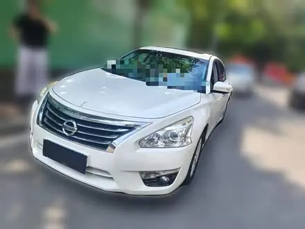NISSAN TEANA 2013