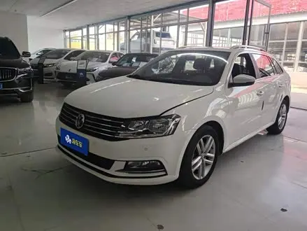 VOLKSWAGEN GRAN LAVIDA 2017
