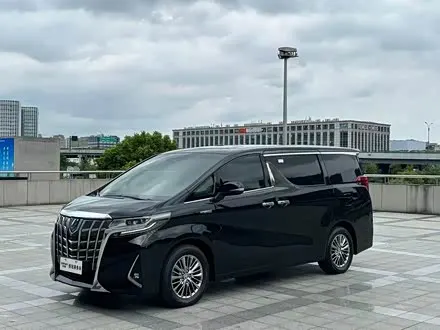 TOYOTA ALPHARD 2019